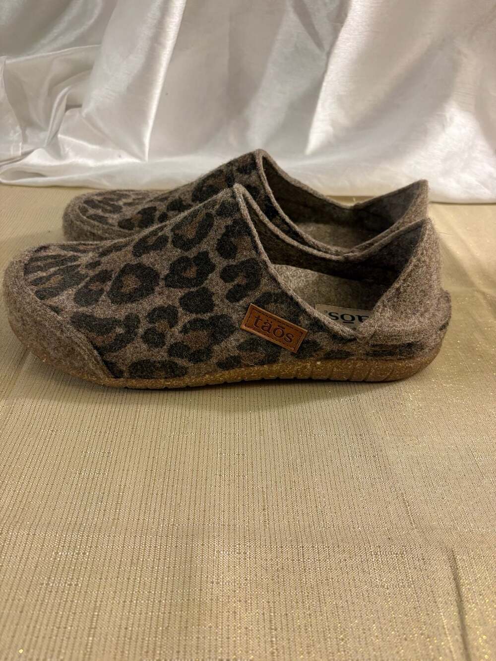 Taos Footwear Convertawool Wool Clog in Leopard - Picture 4 of 7